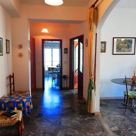 Mina * Tropea
